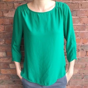 Bright green blouse 🍀